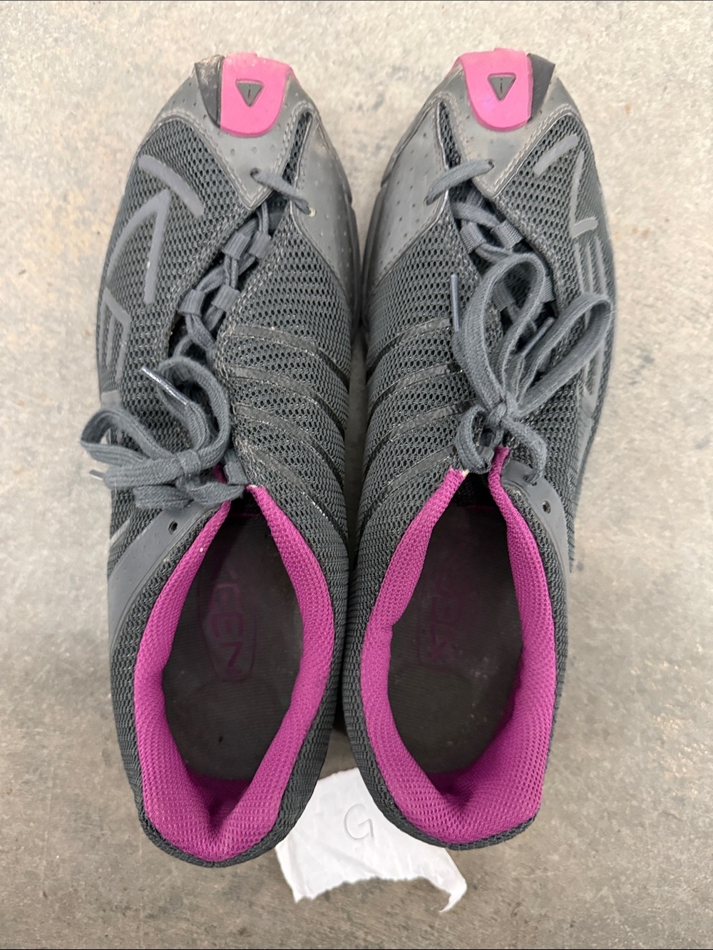 Keen Women's Gray Athletic Shoes with Pink Accents - Picture 3 of 4